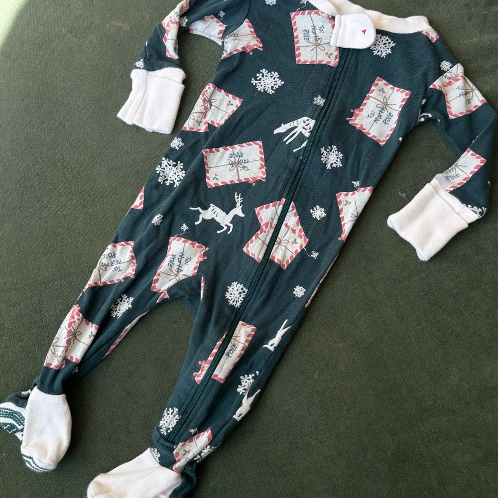 Burt's Bees Letters to Santa Green Kids Footie Pajama - 0-3 Months